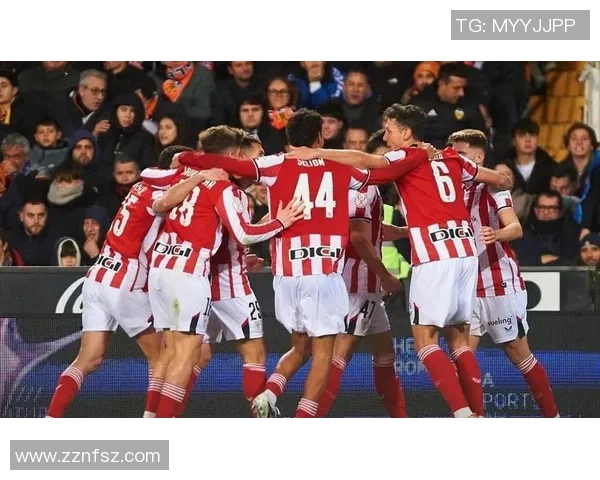 国王杯精彩对决利物浦大胜那不勒斯四球狂潮引爆全场激情