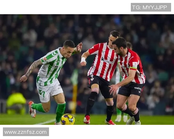 西甲精彩对决那不勒斯与曼联战成平局赛后点评引发热议